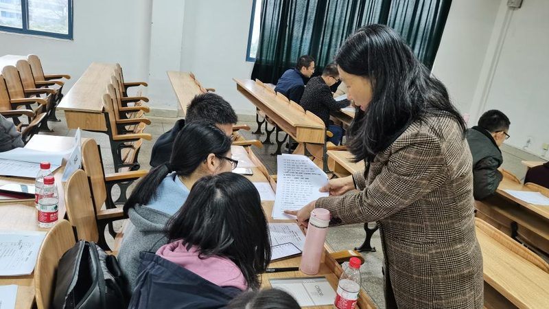 小标题：关注证书含金量，保障学习效果