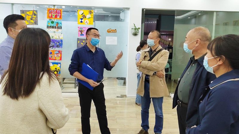成功案例并非偶然，它们通常具备以下要素：