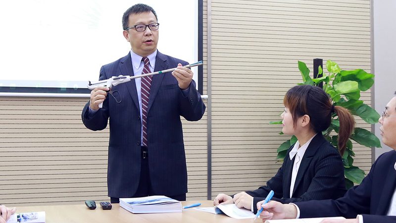 手工焊培训教学视频教程：如何提升焊接技能与安全意识**